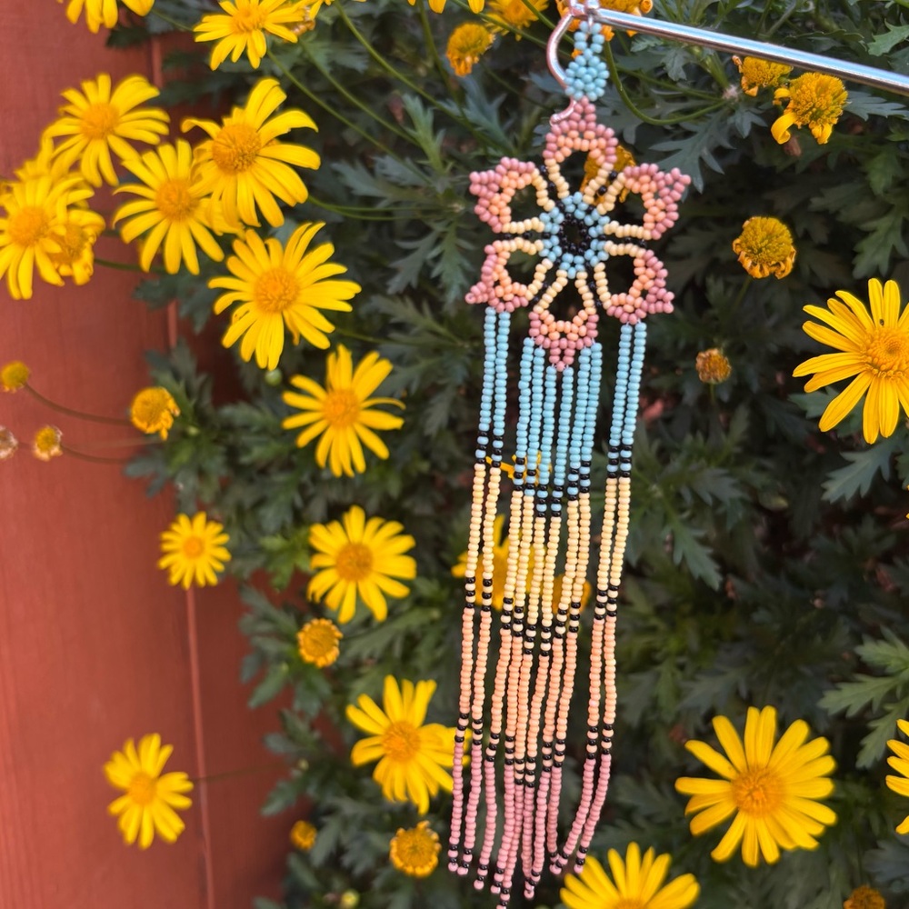 💕New Listing 💕 Handmade Chakira bead extra long earrings - Picture 2 of 8